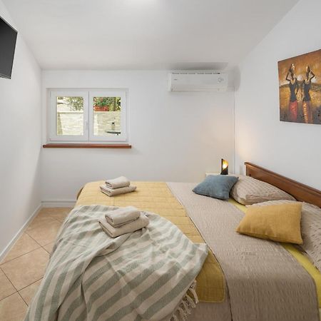 Guest House Ravnic Пореч Екстериор снимка