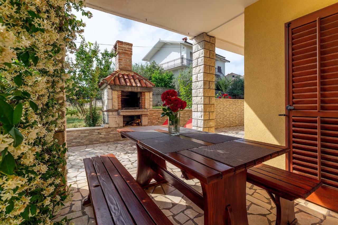 Guest House Ravnic Пореч Екстериор снимка